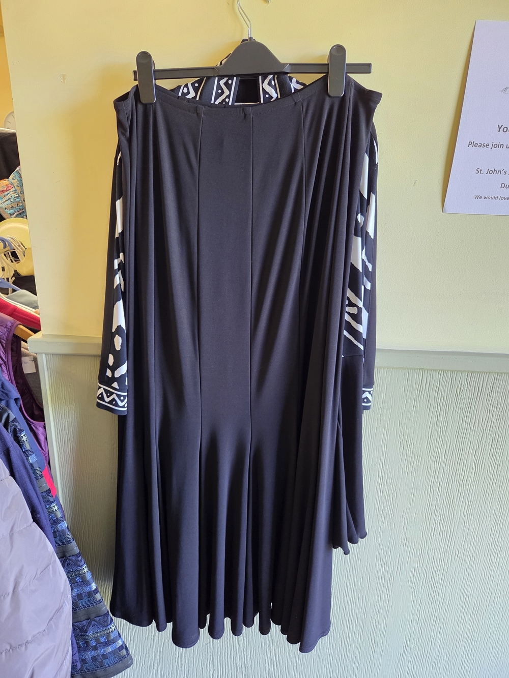 Joseph Ribkoff Elegant Black and White Geometric Trim Women’s Dress Set - Picture 3 of 4